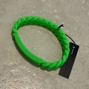 NWT!  Marc Jacobs Vibrant Green Twisted Bracelet